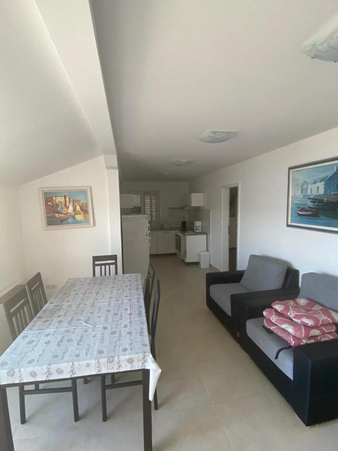 Genesis 4 Appartement Trogir Buitenkant foto